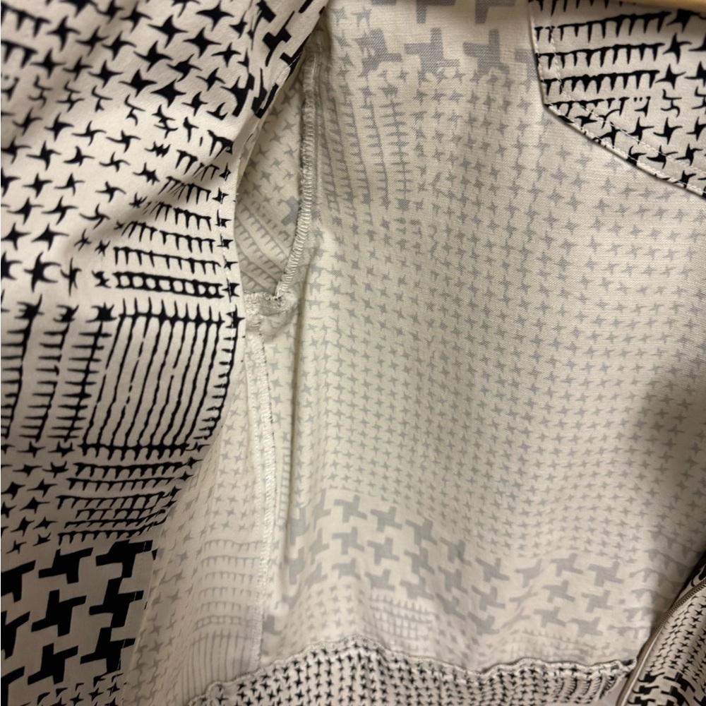 CAbi- Coupe Bomber Jacket  Off-White and Black Jacket-Medium - Picture 8 of 10